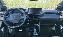 Peugeot e-208 136 ch GT Pack, photo 6