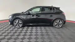 Peugeot e-208 136 ch GT, photo 3