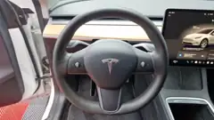 Tesla Model Y Grande Autonomie Propulsion Intégrale, photo 8