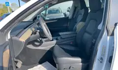 Tesla Model Y Long Range AWD, photo 10