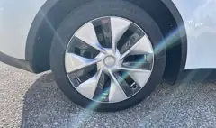 Tesla Model Y Long Range AWD, photo 15
