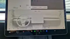 Tesla Model Y Long Range AWD, photo 13