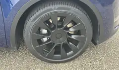 Tesla Model Y Long Range AWD, photo 12