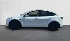 Tesla Model Y Long Range RWD, photo 2