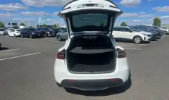 Tesla Model Y Performance AWD, photo 5