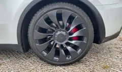 Tesla Model Y Performance AWD, photo 3