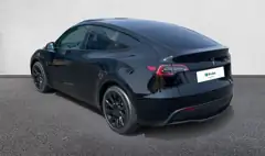 Tesla Model Y Standard RWD, photo 3