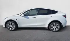 Tesla Model Y Standard RWD, photo 15